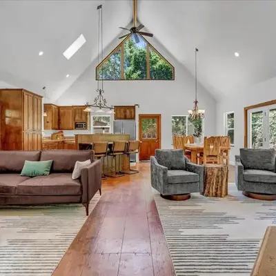 New Listing! North Fork Hideaway Sleeps 14!