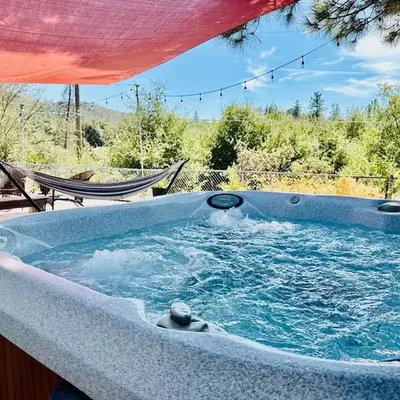 Family Fun-Dogs ok-Bass lake-Yosemite-Sleeps 8