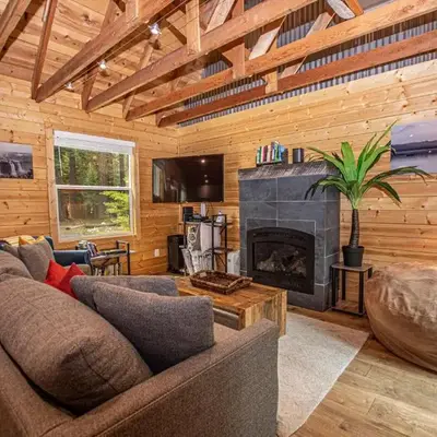 O'Brien's Den By Hauserman Rentals