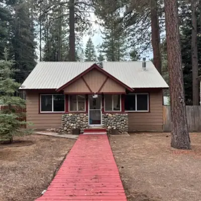 Tata Cabin