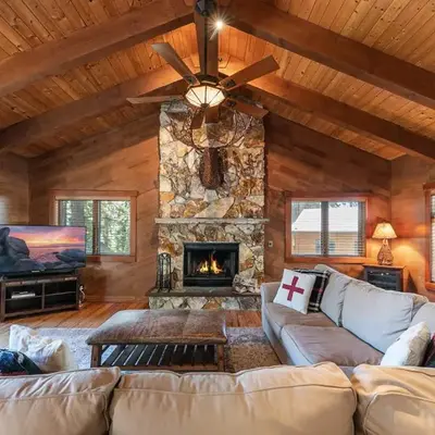 Twin Hollow at Dollar Point by Tahoe Getaways - 5BR w Game Room & Hot Tub