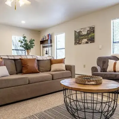 Studio Loft Near Yosemite with Kitchenette