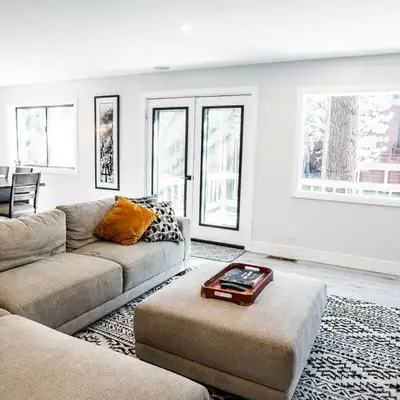 Mammoth Lakes Ski Getaway