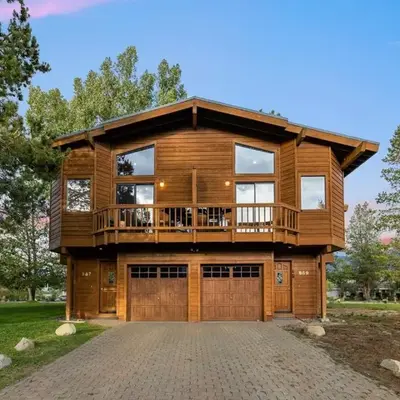589 Danube Drive condo