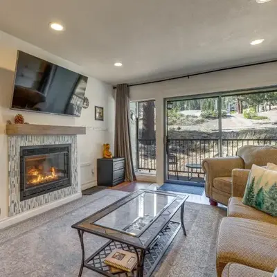 Mammoth Mtn Ski-InandOut Condo with Hot Tub Access!