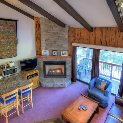 (A207) Loft Condominiums