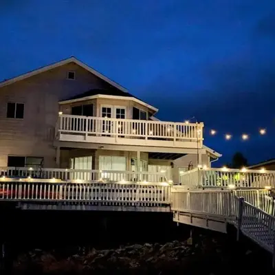 3 Bedrooms - Game Room - On the water