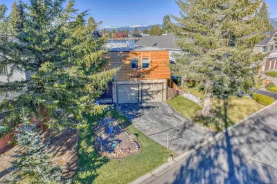 an overhead view of a house with a yard at South Lake Retreat Deck Dock & Game Table in South Lake Tahoe