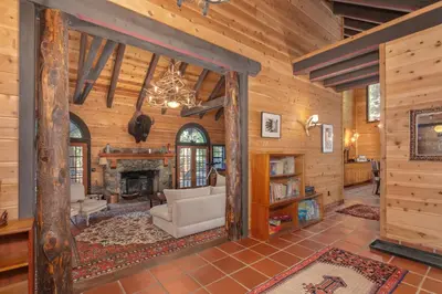 Gallery image of Timber & Horn in Camp Connell