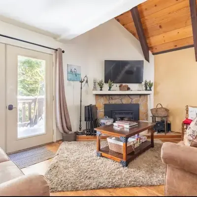 Mammoth View Villas 20