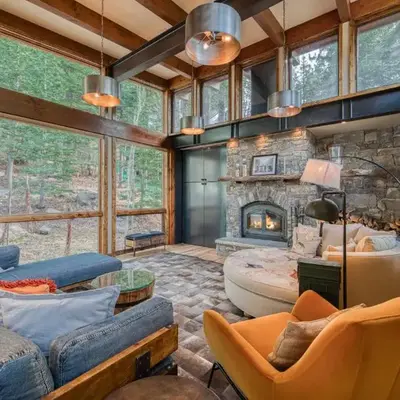 Painted River Retreat by Tahoe Getaways - 4BR w River Views