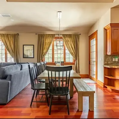 Magnolia Lodge 1