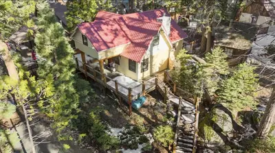 an overhead view of a house with a red roof at Big Foot Hide Out Shaver Lake Mts in Shaver Lake