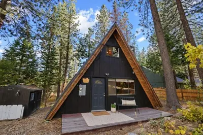 Gallery image of Kings Beach Cutie A-Frame near the Lake in Kings Beach