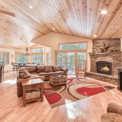 Kindred Pines at Tahoe Donner by Tahoe Getaways - 3BR with Pool Table & HOA