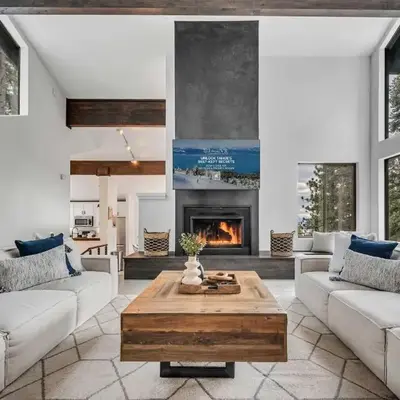 Tahoe Retreat - Private Hot Tub & Scenic Views
