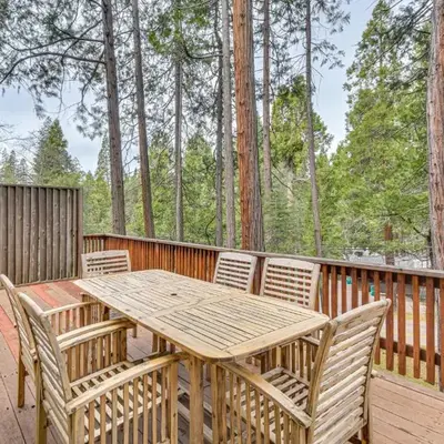Less Than 1 Mi to Twain Harte Lake Forest-View Retreat!