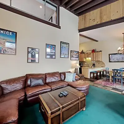 Beautifully Remodeled 4 Bedroom Condo