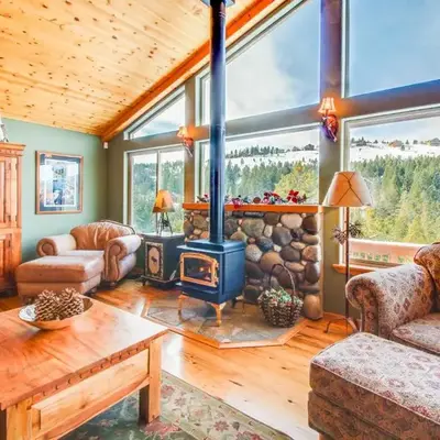 Hillside View Vacation Home