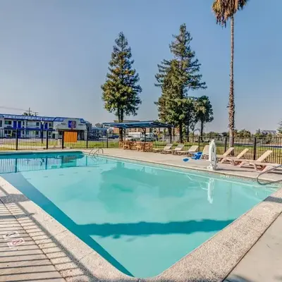 Motel 6-Visalia