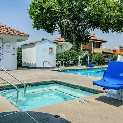 Motel 6 Oakdale