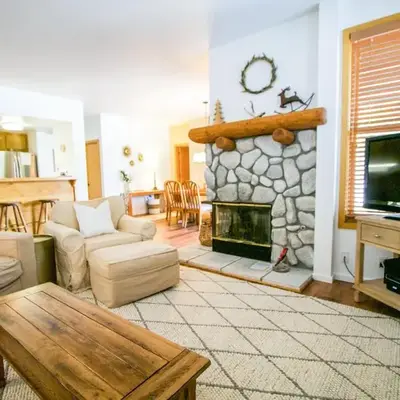 Snowcreek 887 Condo