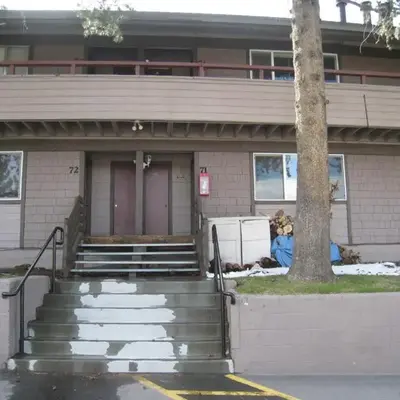 Sierra Manor