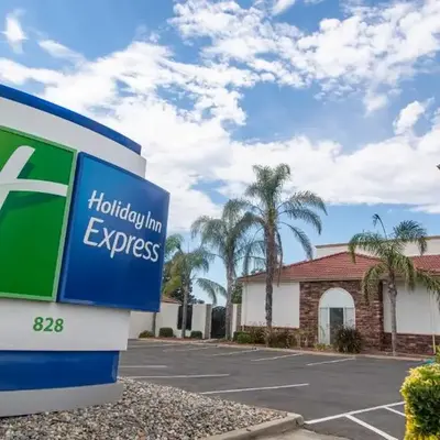 Holiday Inn Express Oakdale by IHG