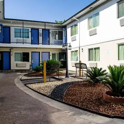 Motel 6-Modesto