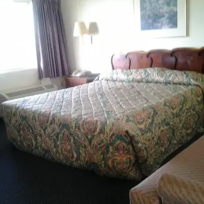 Budget Inn