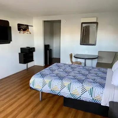 Motel 6-Delano