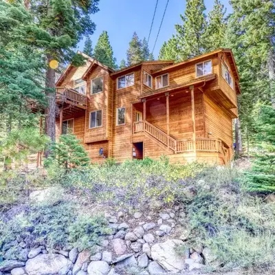 Agate Road Retreat