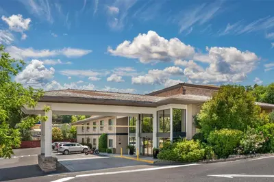 a rendering of a hotel with a parking lot at Best Western Plus Sonora Oaks Hotel and Conference Center in Sonora