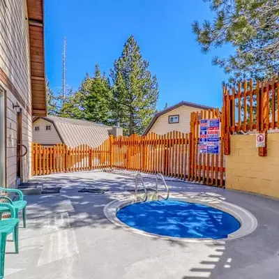 Mammoth View Villas 35