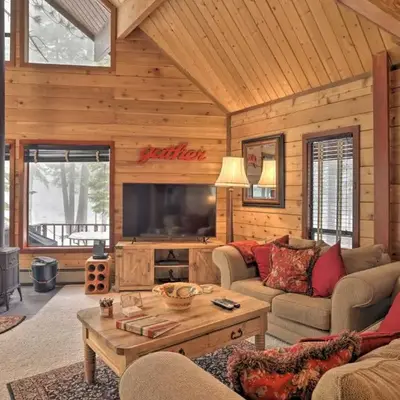 2 Mi to Northstar Resort Idyllic Cabin with Shuttle