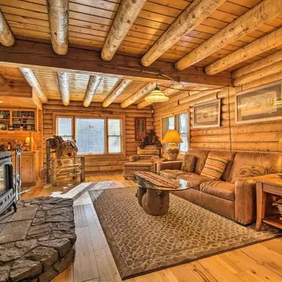 5 Mi to Hiking Custom Cabin with Deck in Arnold!