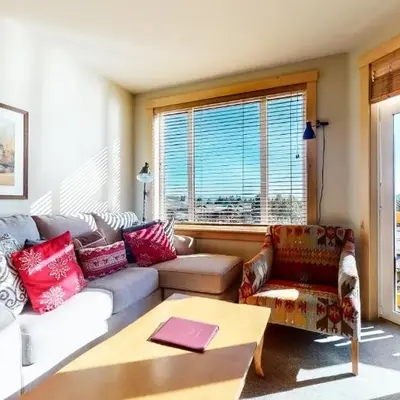 Sunstone #209 condo