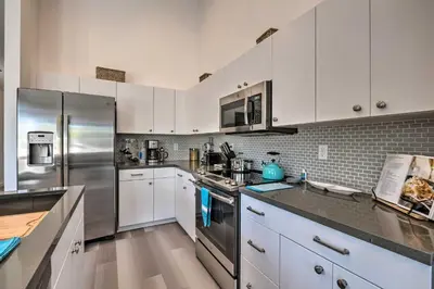 Gallery image of Modern Midtown Haven with Garage Mt Rose Day Trips! in Reno