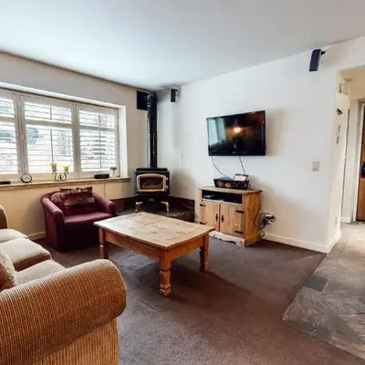Mammoth Estates Studio Condos 2 Blocks from The Village Gondola Station