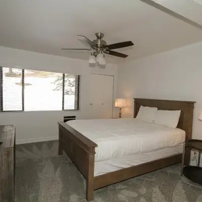 Mammoth Ski Racquet Club 127