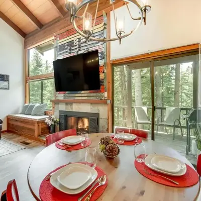 1 Mi to Northstar Skiing Cozy Pet-Friendly Condo!