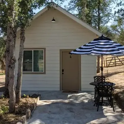 Clingan's Junction Cottage #4