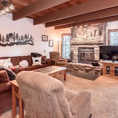 Val DIsere 32 Pet-Friendly