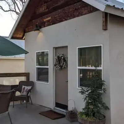 Cozy Cabin