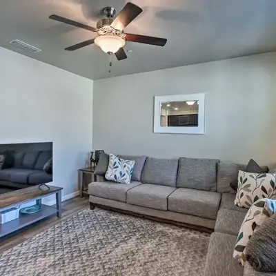 Pet-Friendly Elk Grove Retreat with Balcony!