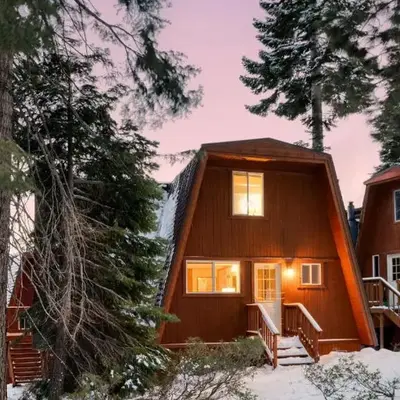 Chickaree Chickadee Buyout by AvantStay 2 Sister Cabins