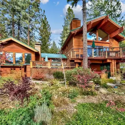 Lakeview Hideaway