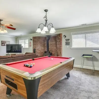 Oakhurst Vacation Rental Near Hiking and Bass Lake!